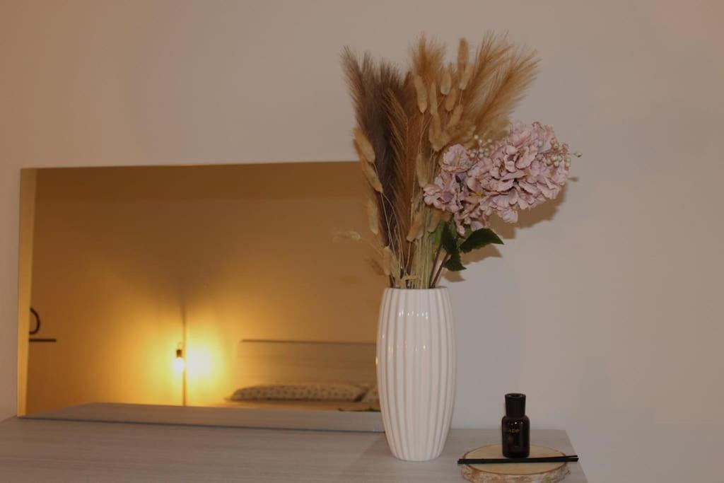Venere Apartment Bergamo Bagian luar foto